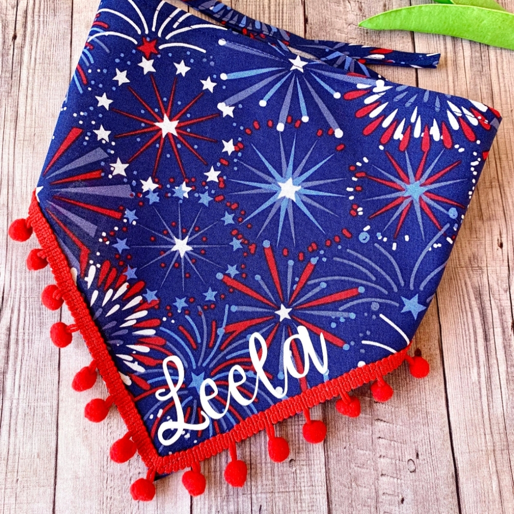 PATRIOTIC Dog BANDANAs, Customize with you dog's name!NEW